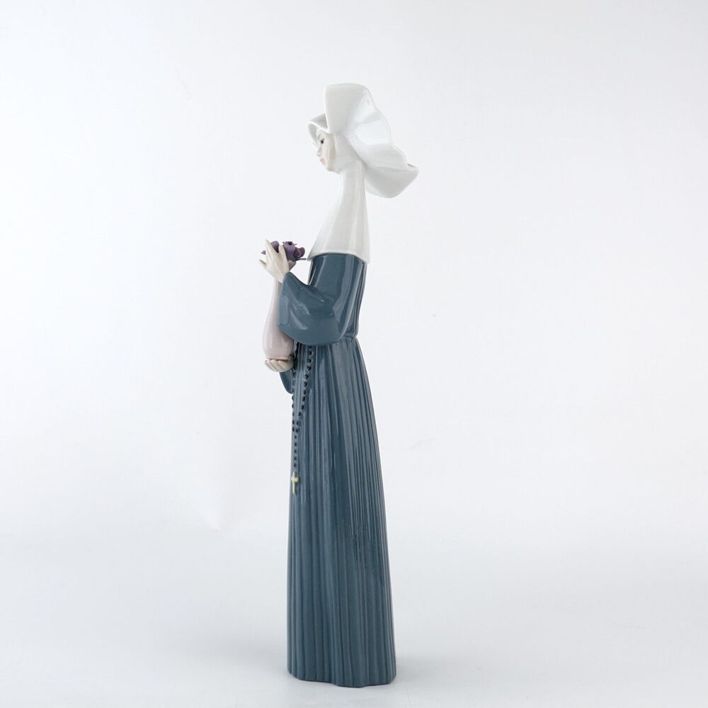 RARE Lladro Vintage Retired Nun Figure #5550 10.5"READ DESC - Picture 6 of 16